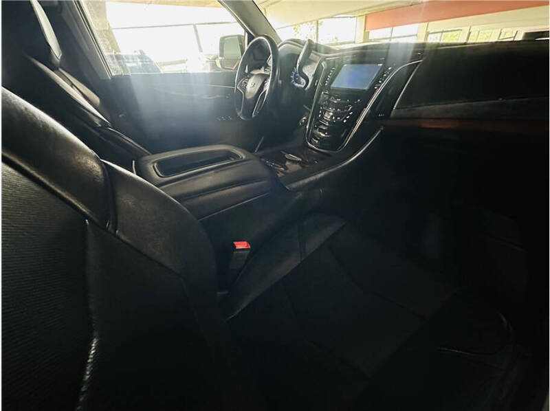 2019 Cadillac Escalade Premium Luxury