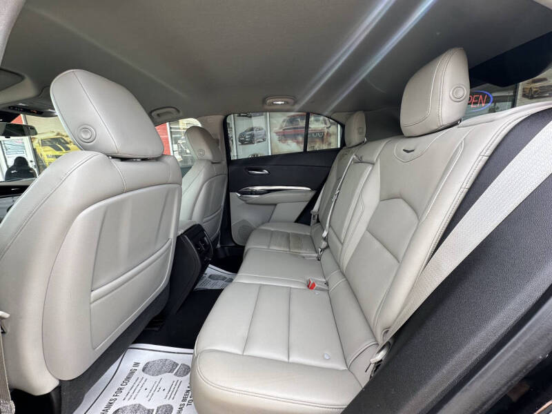 2019 Cadillac XT4 Luxury