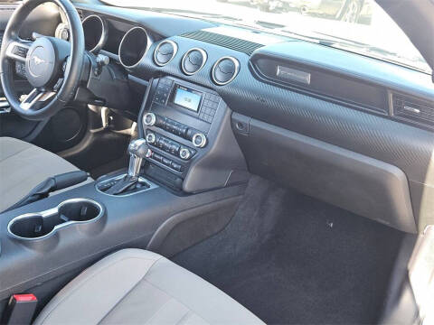 2019 Ford Mustang EcoBoost