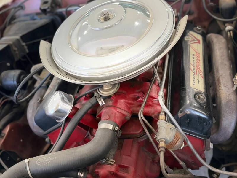 1957 Ford Thunderbird