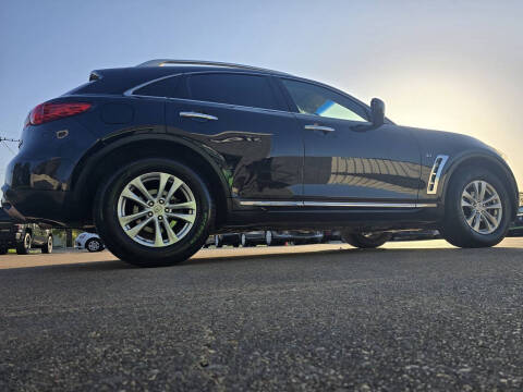 2015 Infiniti QX70