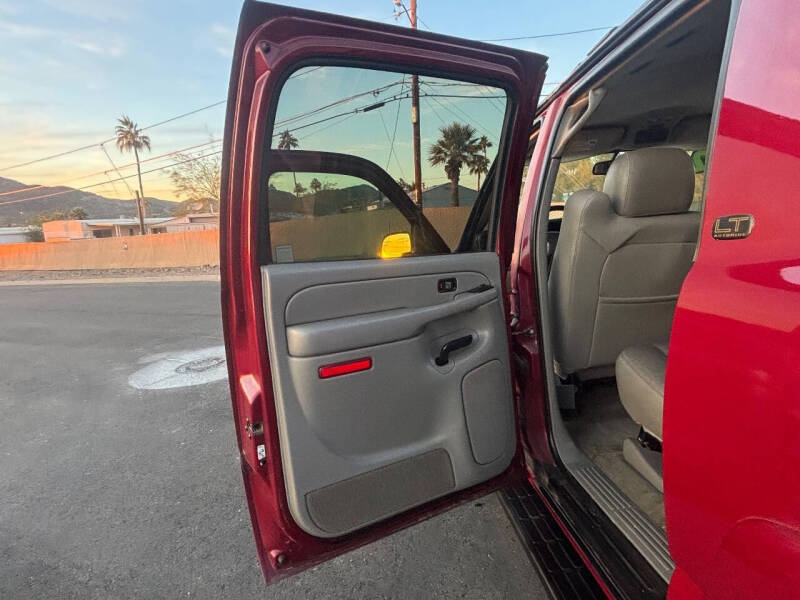2004 Chevrolet Suburban 2500 LS