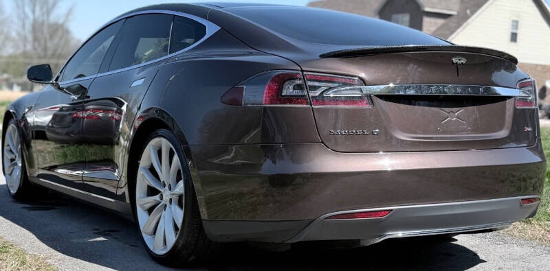 2013 Tesla Model S Performance