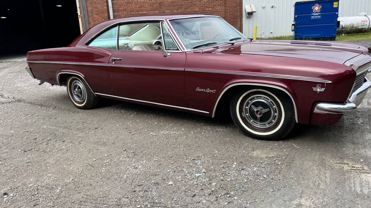 1966 Chevrolet Impala 4