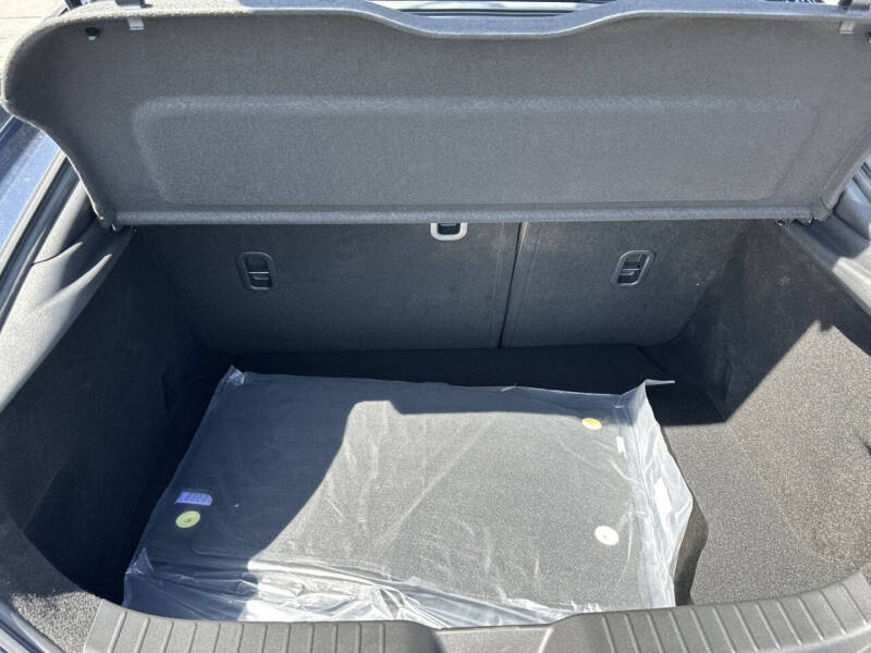 2025 Mazda Mazda3 Hatchback 2.5 S Select Sport