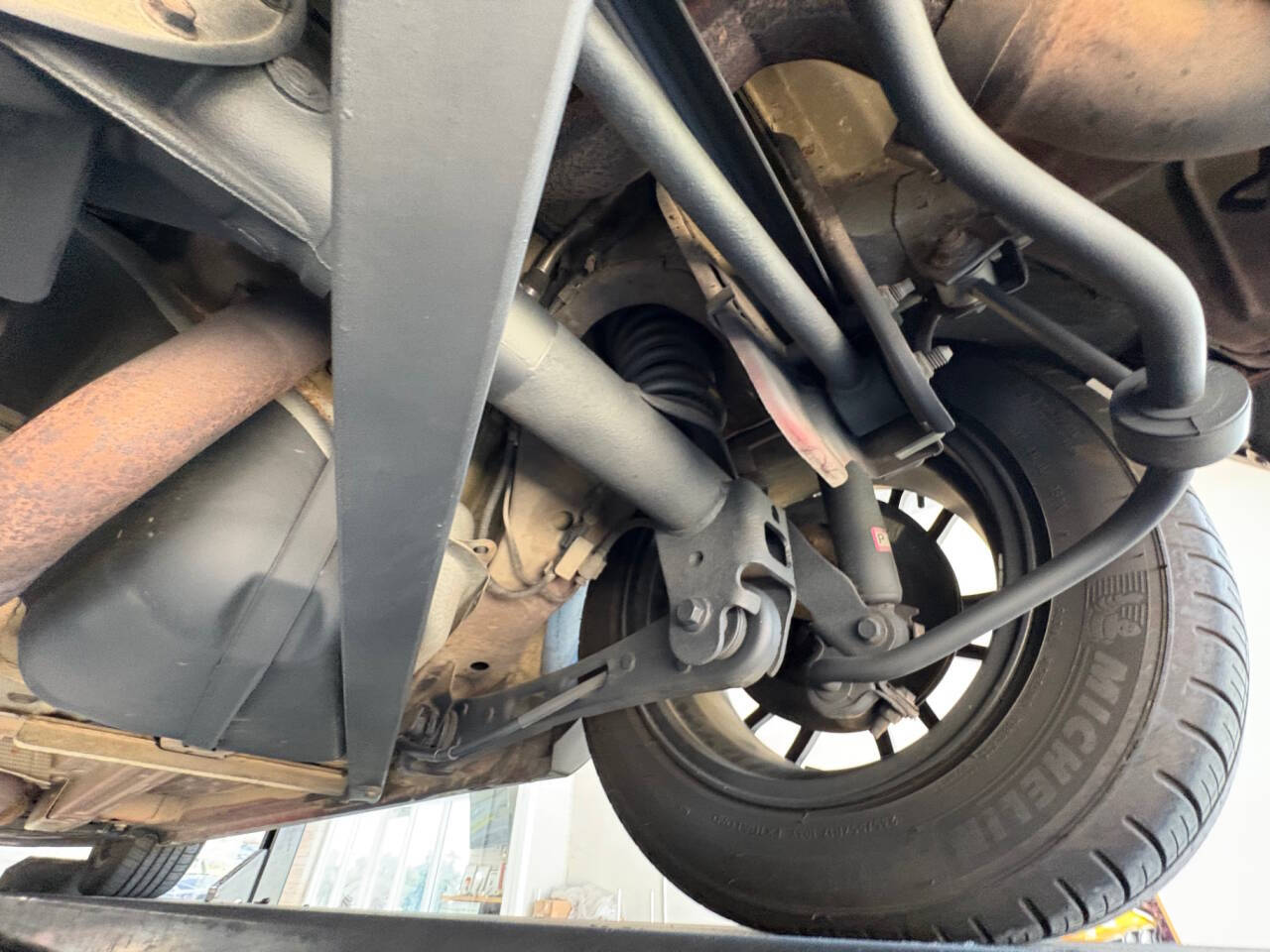 2006 Ford Mustang 51