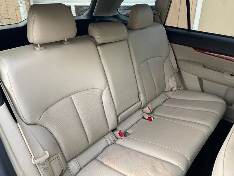 2010 Subaru Outback 2.5i Limited