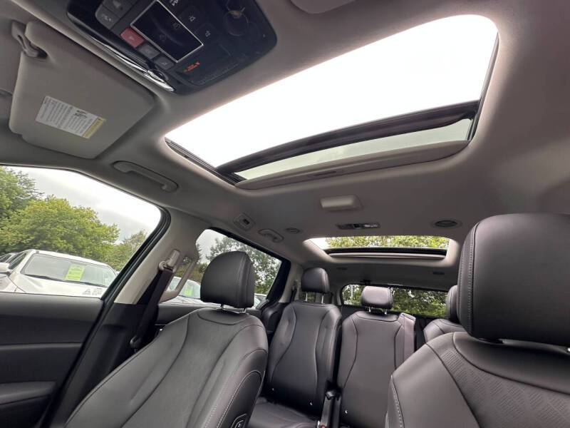 2026 Kia Carnival SX