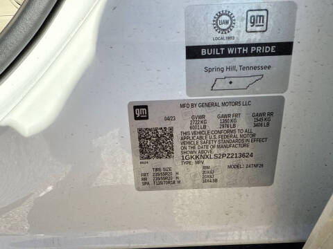 2023 GMC Acadia Denali