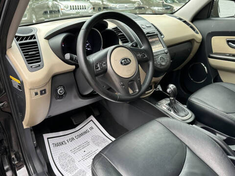 2013 Kia Soul +