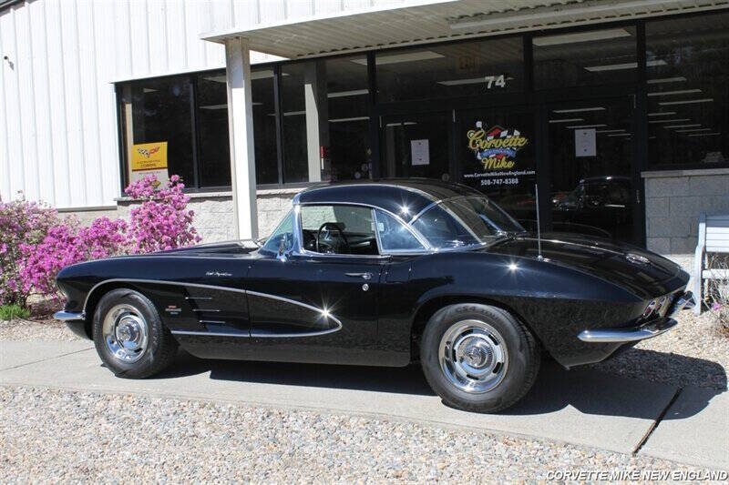 1961 Chevrolet Corvette 5