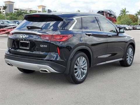 2025 Infiniti QX50 Luxe