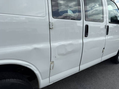 2016 Chevrolet Express 2500