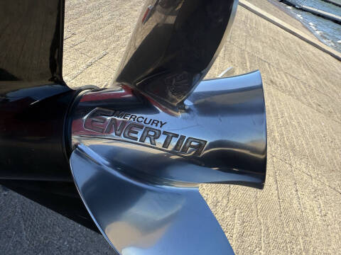 2015 Mako 19 CPX