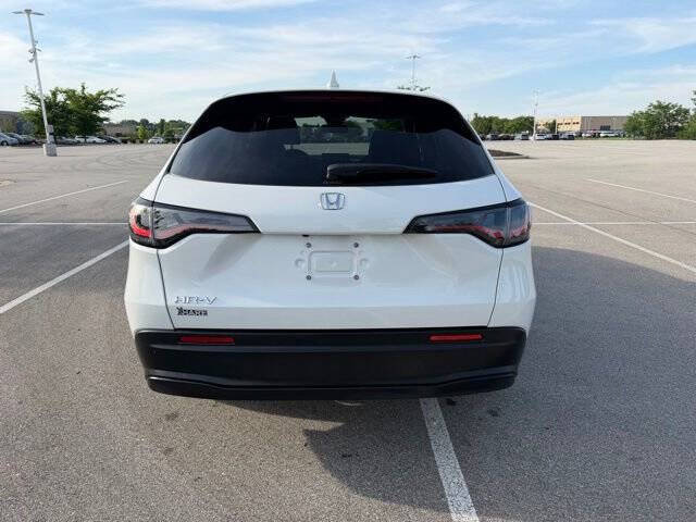 2026 Honda HR-V LX