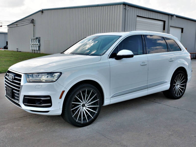 2019 Audi Q7 Premium Plus's photo