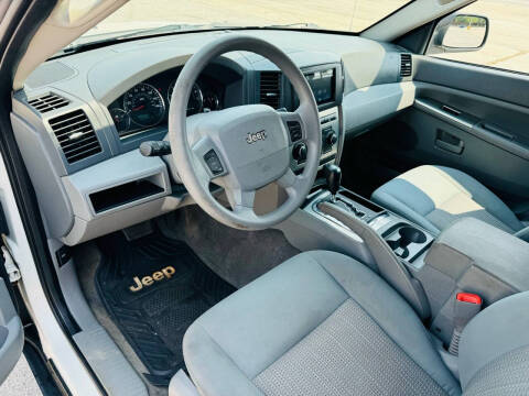 2007 Jeep Grand Cherokee Laredo