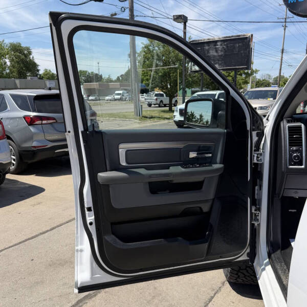 2018 RAM 1500 SLT