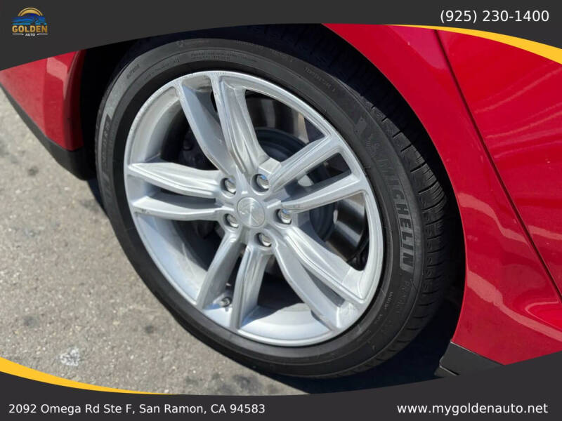 2015 Tesla Model S 85