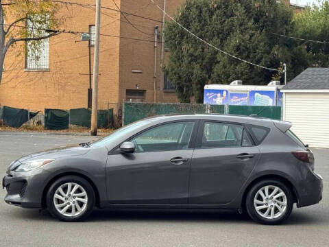 2012 Mazda MAZDA3 i Grand Touring