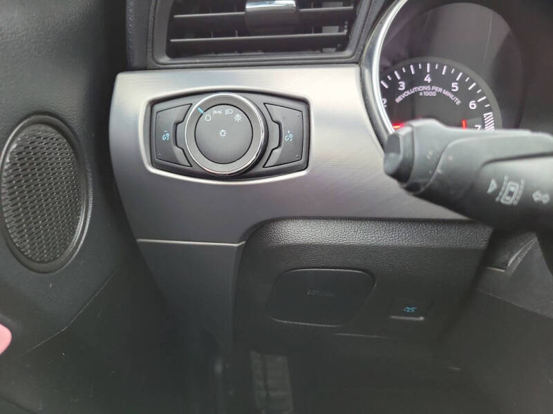 2022 Ford Mustang EcoBoost