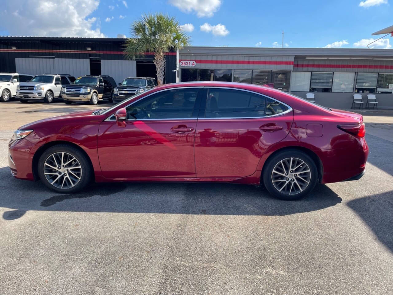 2017 Lexus ES 350 for sale at SMART CHOICE AUTO in Pasadena, TX