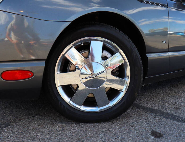 2003 Ford Thunderbird