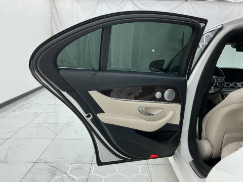 2019 Mercedes-Benz E-Class E 300