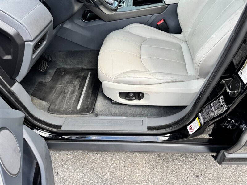 2018 Land Rover Range Rover Evoque SE