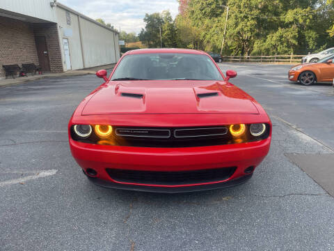 2015 Dodge Challenger SXT