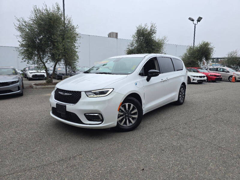 2024 Chrysler Pacifica Plug-In Hybrid