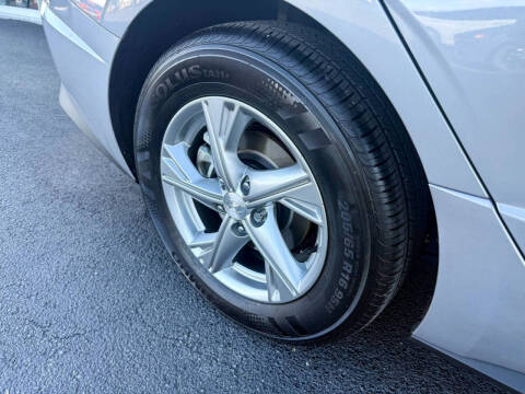 2023 Hyundai Sonata SE