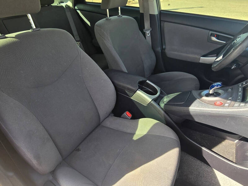 2014 Toyota Prius Two