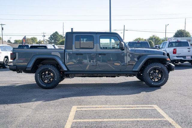 2025 Jeep Gladiator