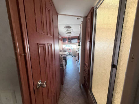 2006 Ford E-Series E-450 SD