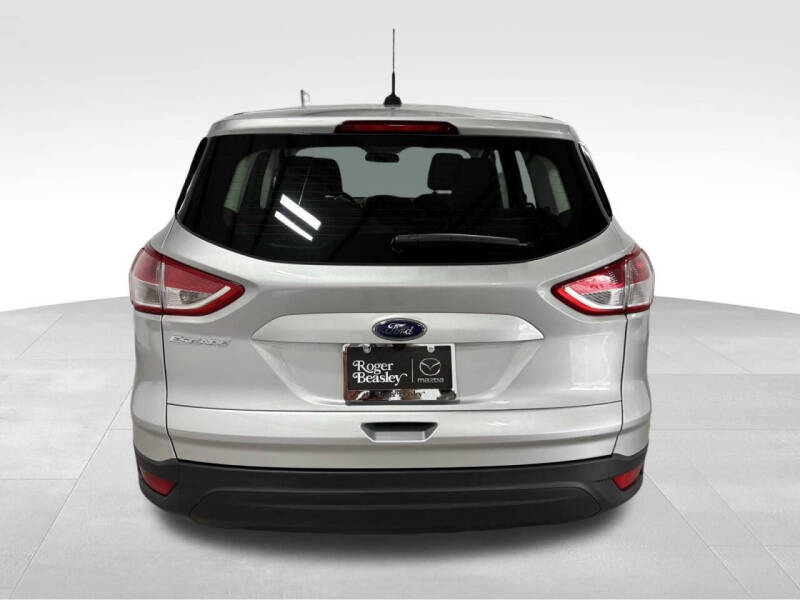 2016 Ford Escape S