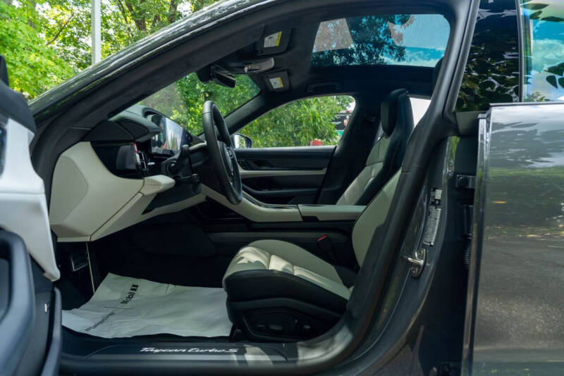 2026 Porsche Taycan Turbo S