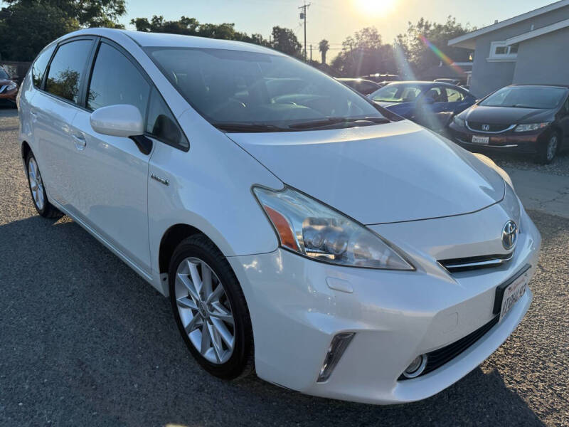2012 Toyota Prius v