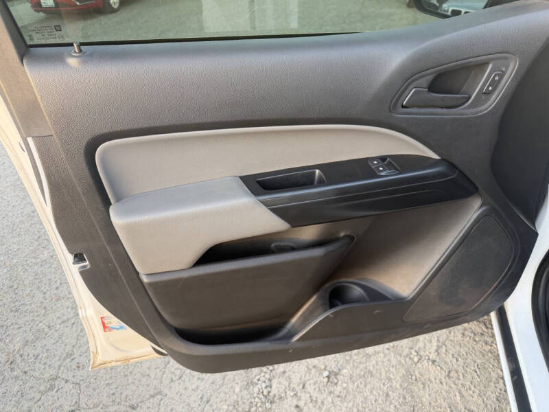 2022 GMC Canyon Elevation Standard