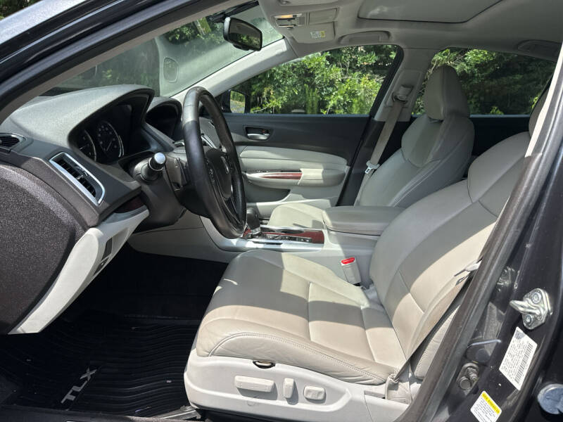 2015 Acura TLX Base photo 11