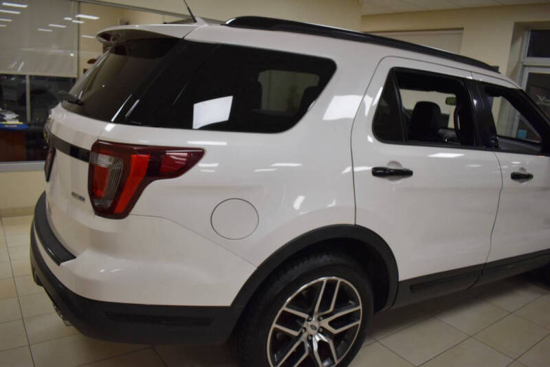 2018 Ford Explorer Sport