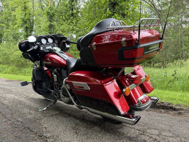 2013 Harley-Davidson FLHTK - Electra Glide Ul