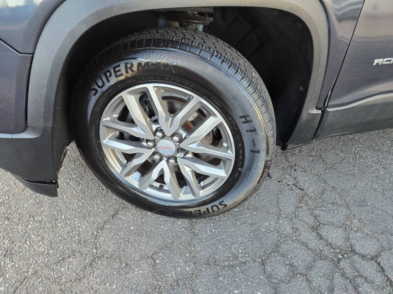 2019 GMC Acadia SLE-2