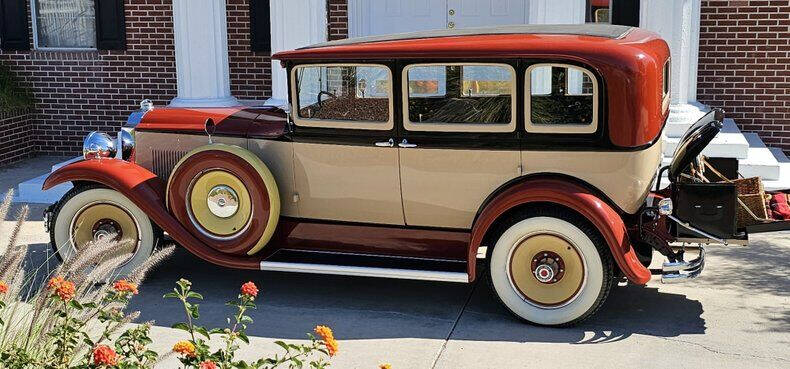 1931 Packard 826 SEDAN