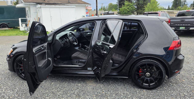 2015 Volkswagen Golf GTI SE