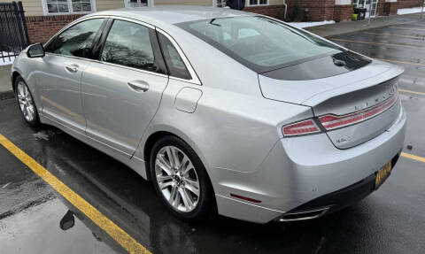 2014 Lincoln MKZ