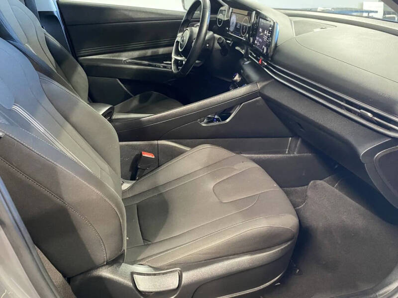 2022 Hyundai Elantra