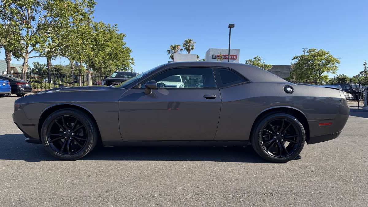 Granite Pearlcoat 2016 Dodge Challenger SXT SXT 2dr Coupe 2