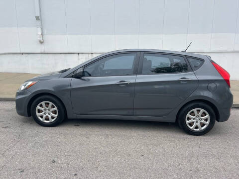 2012 Hyundai Accent GS