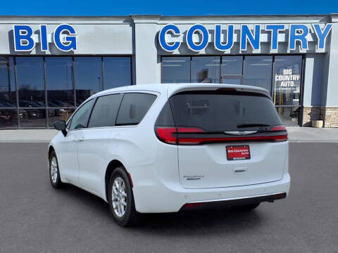 2024 Chrysler Pacifica Touring L